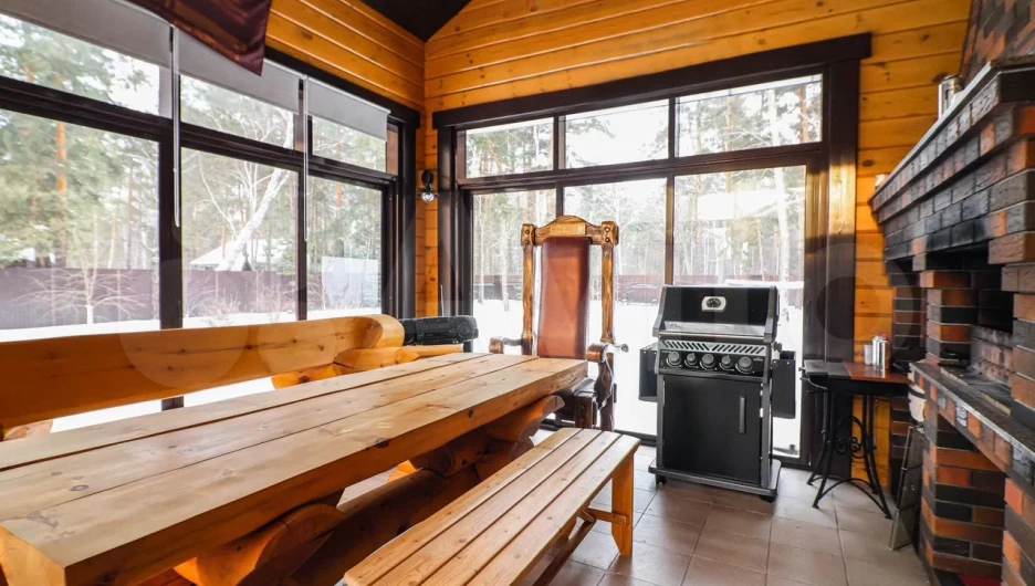 Коттедж за 120 млн рублей.