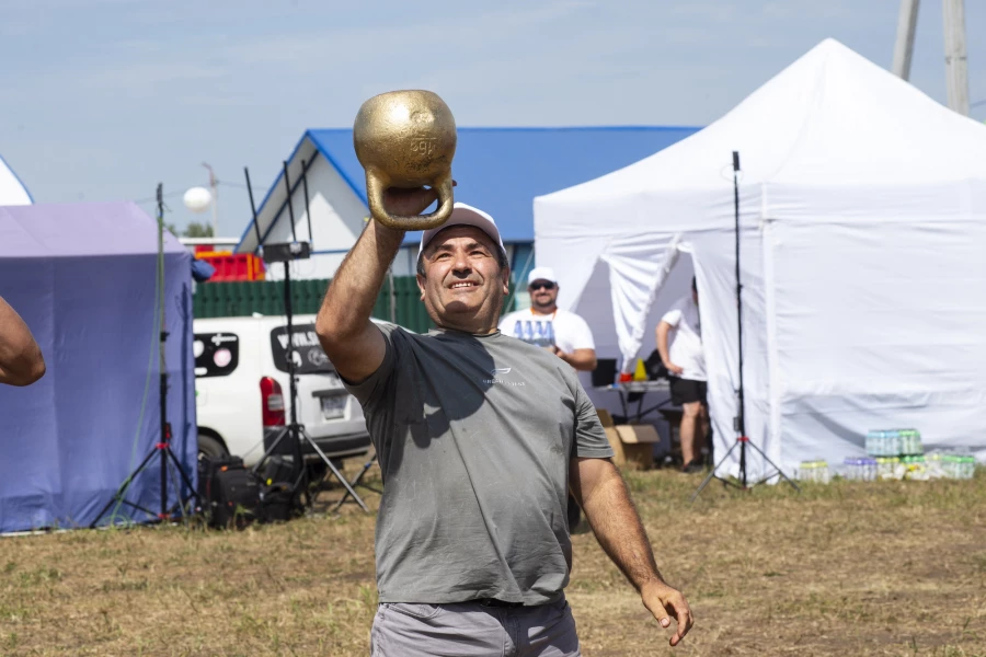 Четвертые фермерские игры на Дне сибирского поля 2025.