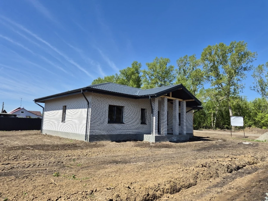 Дома в поселке Смородина.