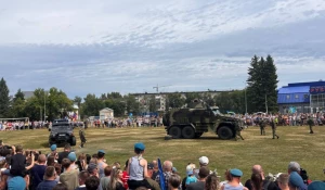 День ВДВ в Барнауле.