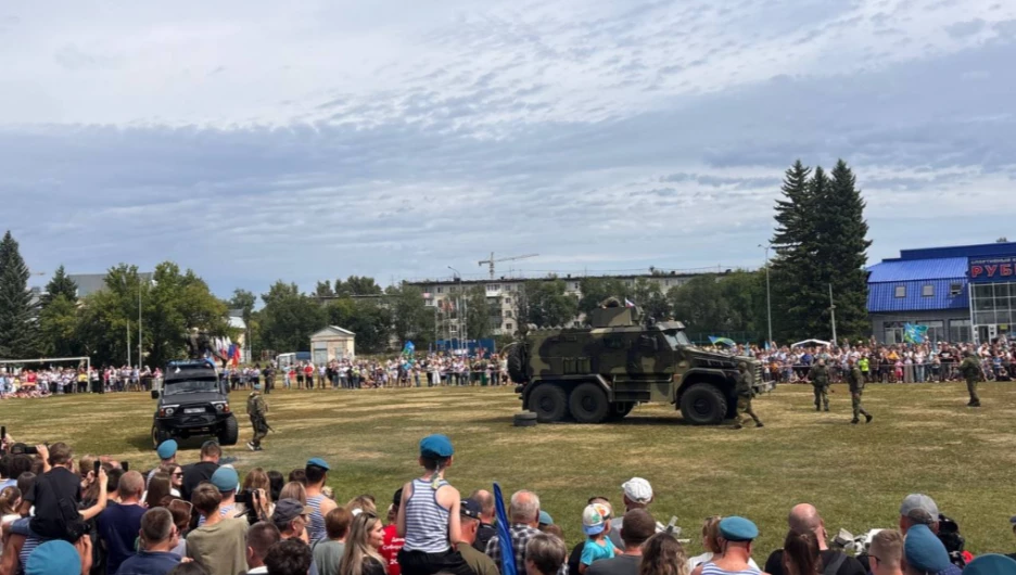 День ВДВ в Барнауле.