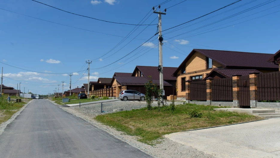 Дома в поселках «Приозерный» и «Статус».