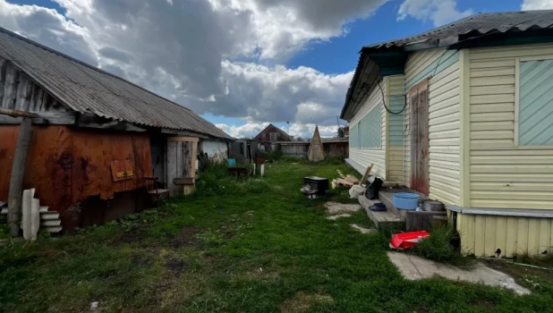 Место, где найдено тело восьмимесячной девочки. 