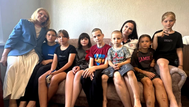 Многодетная семья Базановых.