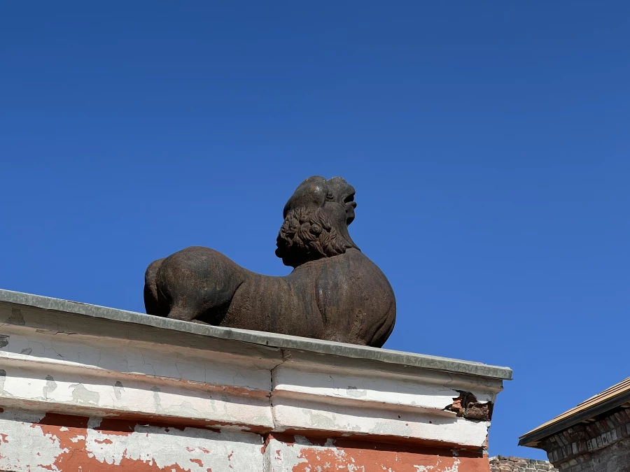 Ул. Льва Толстого, 33