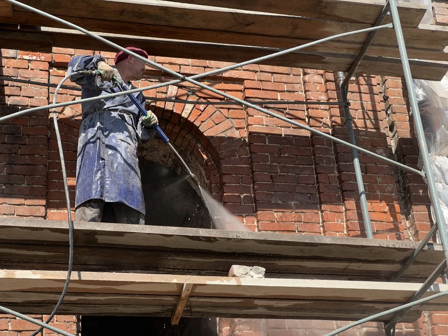 Ул. Льва Толстого, 33