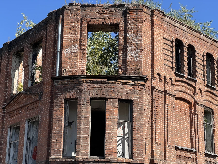 Дом Поскотинова, Мало-Олонская, 21.