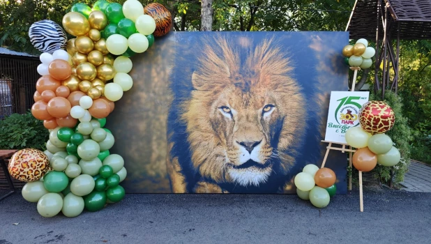 В барнаульском зоопарке.