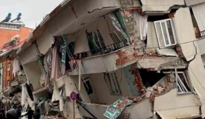 Сильное землетрясение произошло в Турции