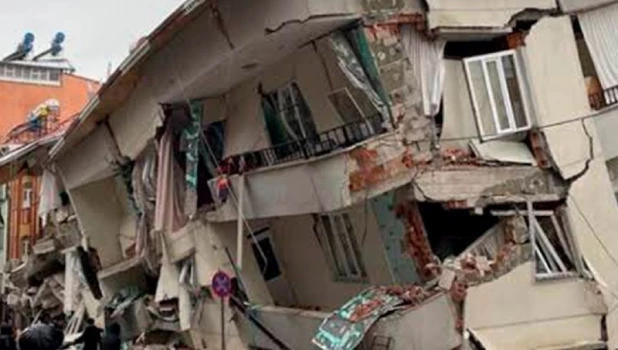 Сильное землетрясение произошло в Турции