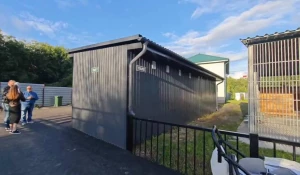 Туалет в зоопарке. 