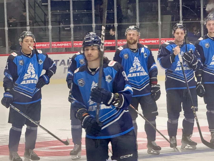 Хоккей, «Кубок губернатора». ХК «Динамо-Алтай» – «Сокол»