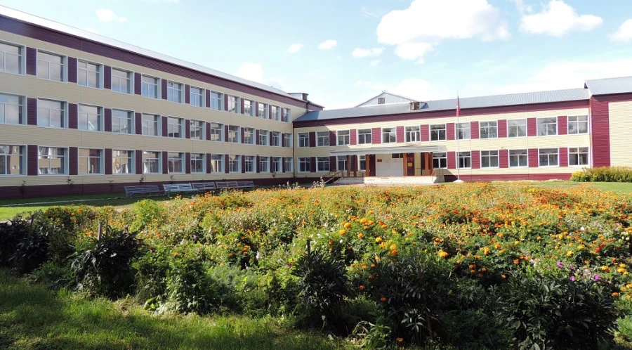 Целинная средняя школа №1. 