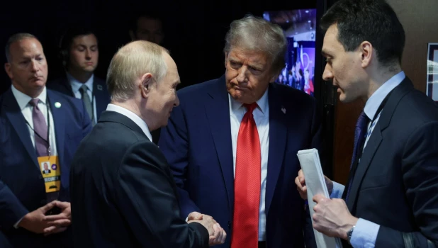 Владимир Путин и Дональд Трамп. 