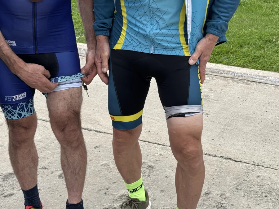 Возрастные спортсмены-участники велогонки «Таежная трасса»