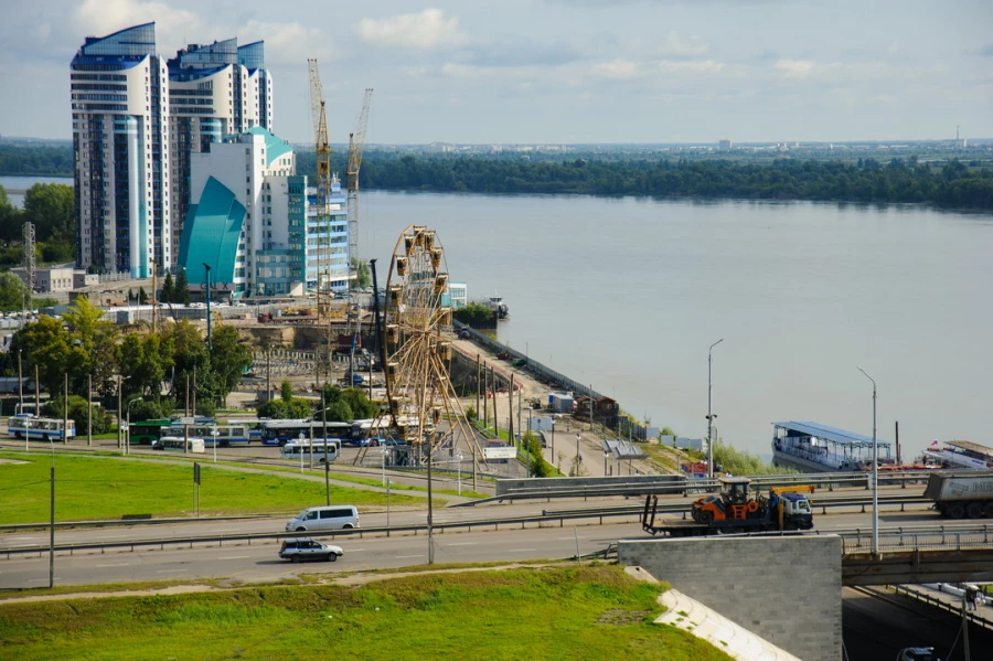 Фоторепортаж с нового колеса обозрения и Нагорного парка 