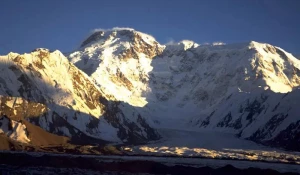 Пик Победы в Киргизии, 7439 метров 