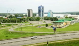 Вид на Барнаул с Нагорного парка.