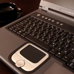 Ноутбук, работа за компьютером. 