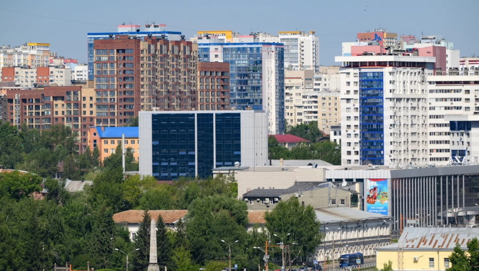 Барнаул, высотки, виды на город. 