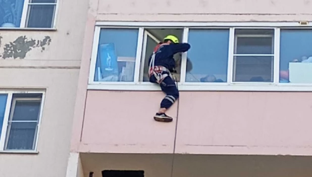 Трогательное спасение двухлетнего малыша