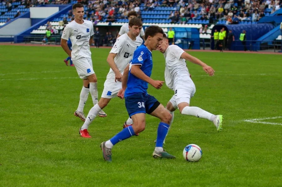 Барнаульские динамовцы обыграли "Волну" из Нижегородской области