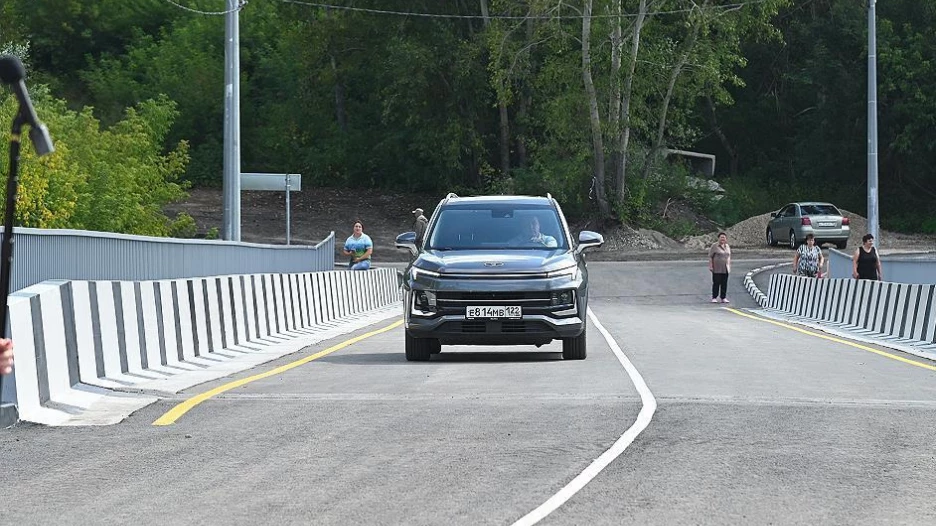 Открыли движение Ташкентского моста через Барнаулку.