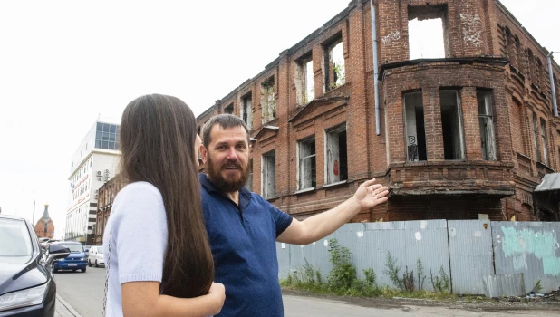 Евгений и Нина Нагорневы, дом Поскотинова.