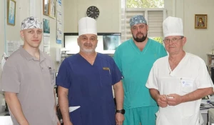 Врачи травматологического отдела Краевой клинической больницы 