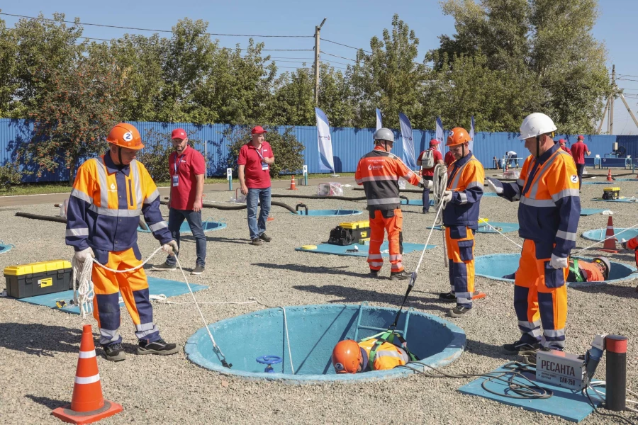 Соревнование среди бригад АВР на водопроводных сетях на конкурсе профессионального мастерства «Мастер-2025».