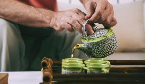 Заваривание чая.