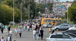 Барнаульцы отмечают День города и ожидают легендарное авиашоу «Русских витязей».