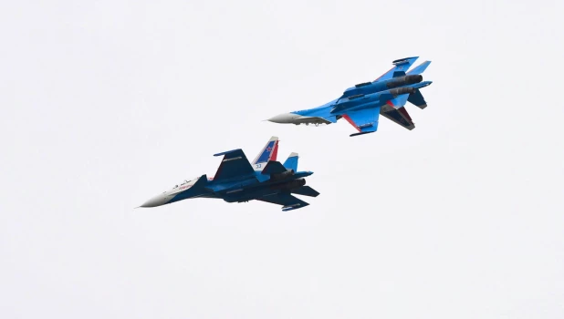 Грандиозное шоу «Русских витязей» и восхищенные барнаульцы 