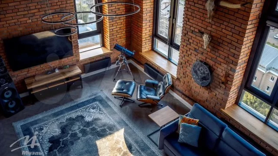 Квартиру «с личным порталом к звездам» продают в Барнауле за 20 млн рублей