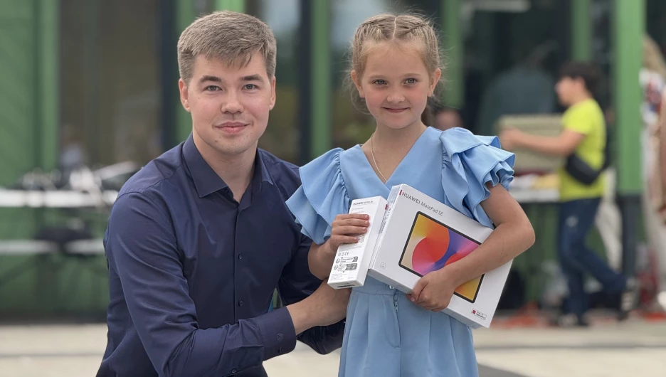 Проект «Образ будущего» вручил призы победителям конкурса детских видеороликов в День города Барнаула.