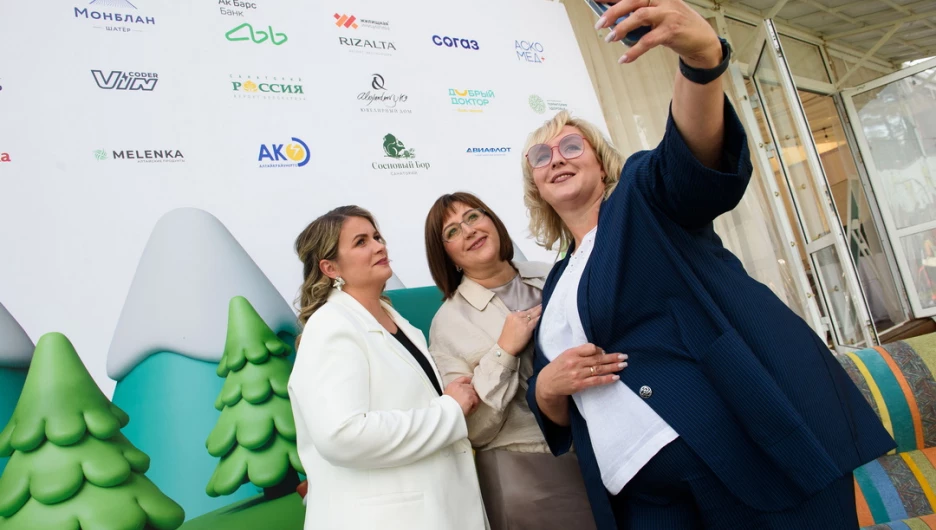 Как прошла Летняя встреча предпринимателей, где представители бизнеса рассказали о местах силы. Барнаул, 2025 год.