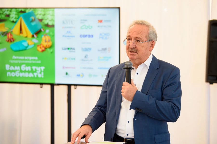 Как прошла Летняя встреча предпринимателей, где представители бизнеса рассказали о местах силы. Барнаул, 2025 год.