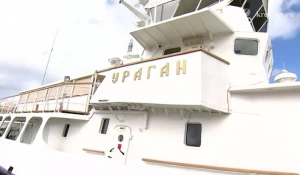 Катер «Ураган».