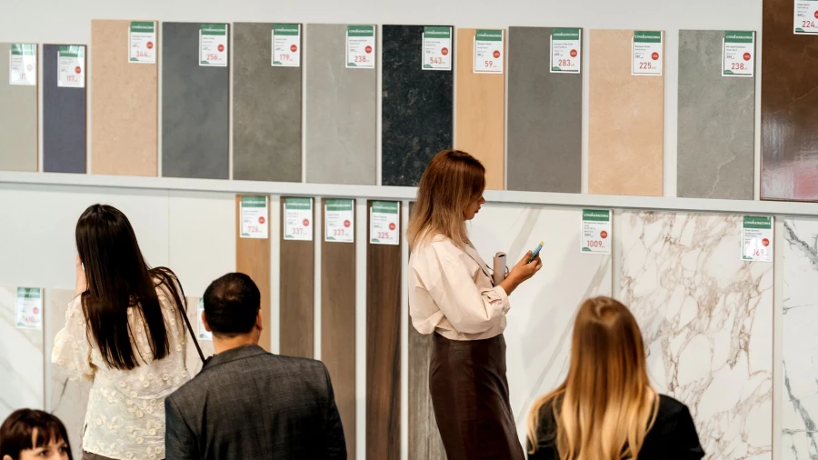 Керамогранит в аутлете магазина «Стройклассика».*