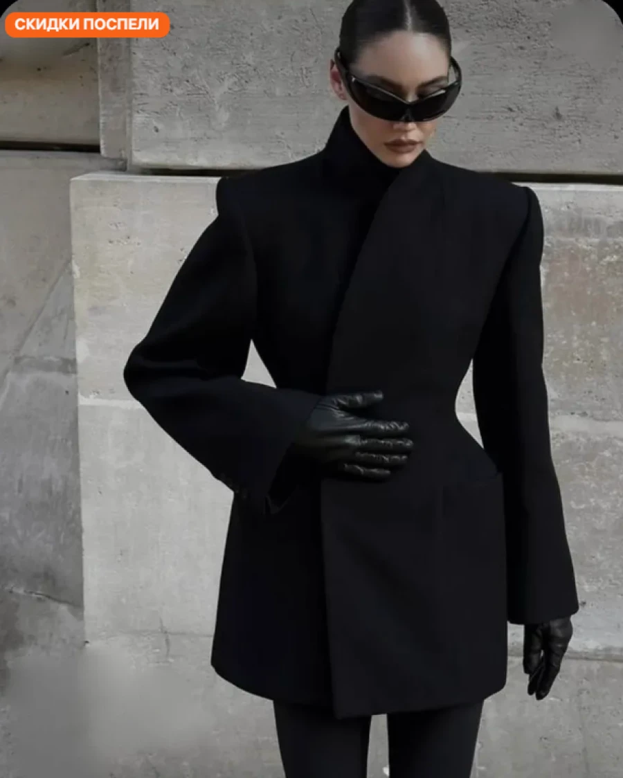 Пальто-пиджак тренд этой осенью.