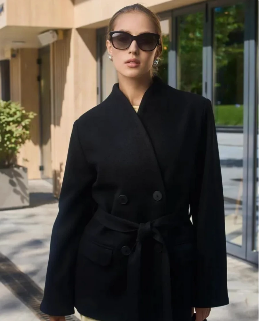 Пальто-пиджак тренд этой осенью.