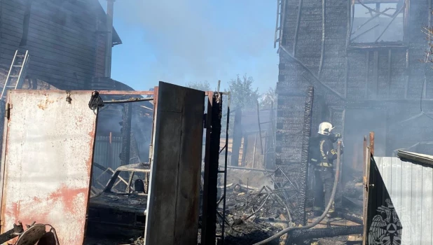 Пожар в поселке Авиатор