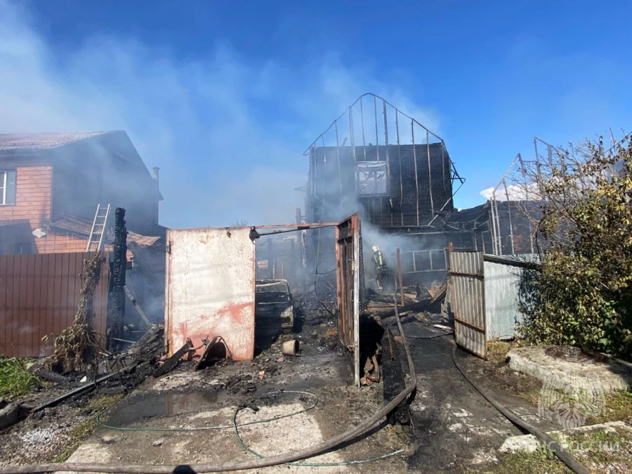 Пожар в поселке Авиатор