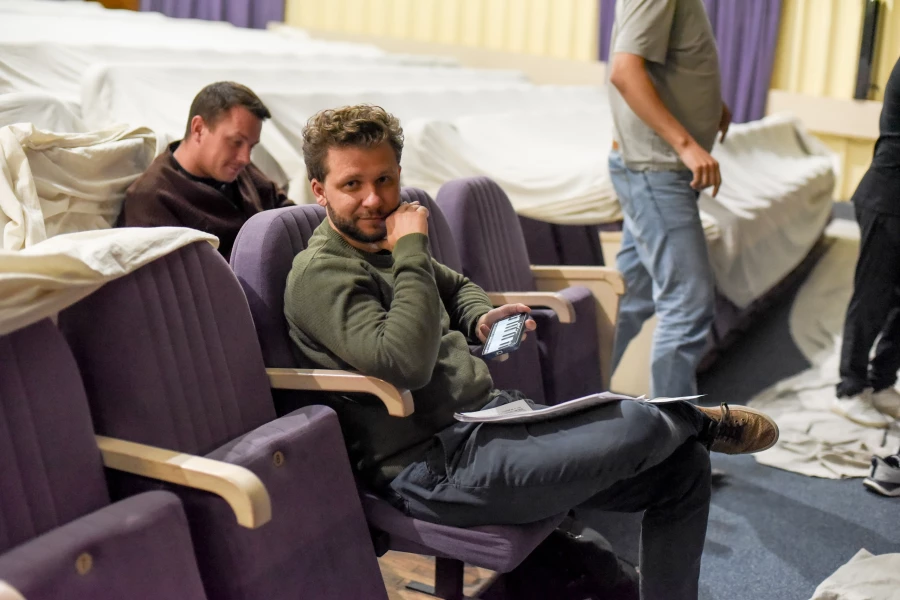 Дирижер Михаил Ракин.