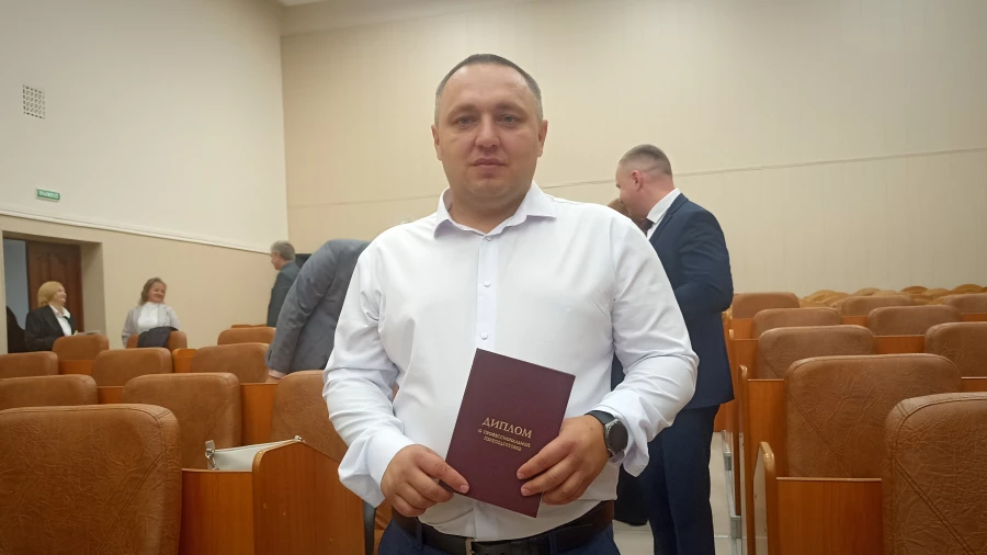 Более полусотни управленцев Алтайского края получили дипломы президентской программы. 2025 год.