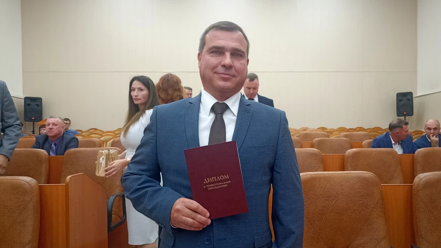 Более полусотни управленцев Алтайского края получили дипломы президентской программы. 2025 год.