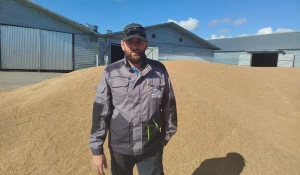 Александр Быстров