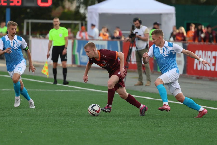 Кубок России по футболу, «Темп» — «Знамя Труда»