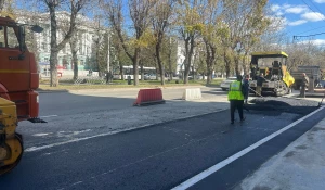 Работы над парковкой на Ленина 
