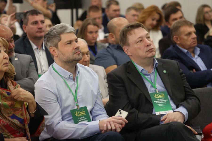 Участники форума &quot;Зерно Сибири&quot;.
